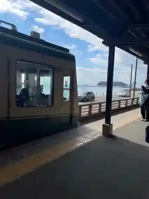 鶴岡八幡宮の周辺