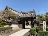 宝蔵寺の山門・神門