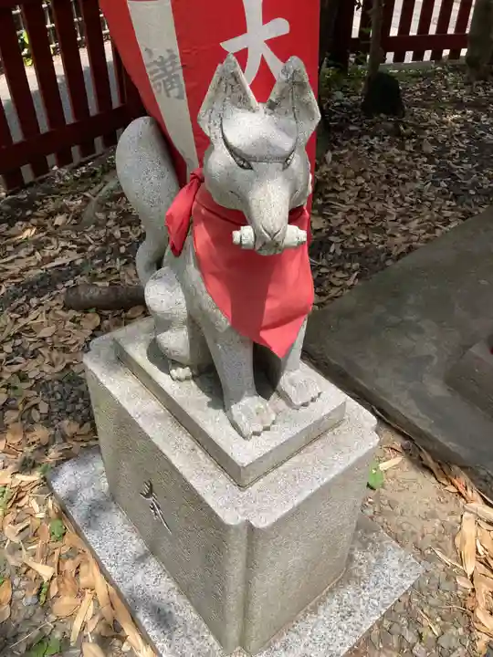 宇都宮稲荷神社(宇都宮辻幕府旧跡)の狛犬