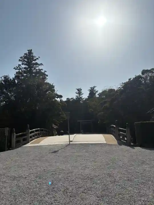 伊勢神宮外宮(豊受大神宮)の{uncategorized: "未分類", other: "その他", undefined: "問題あり", building: "その他建物", grave: "お墓", sacred_gate: "鳥居", guardian: "狛犬", statue: "像", buddha: "仏像", history: "歴史", nature: "自然", garden: "庭園", animal: "動物", pagoda: "塔", temizu: "手水舎", mountain_gate: "山門・神門", sanctuary: "本殿・本堂", subordinate: "末社・摂社", art: "芸術", scenery: "景色", jizo: "地蔵", ema: "絵馬", goshuin: "御朱印", omikuji: "おみくじ", items: "授与品その他", amulet: "お守り", goshuincho: "御朱印帳", eats: "食事", festival: "お祭り", votive_dance: "神楽", shichigosan: "七五三参", wedding: "結婚式", experience: "体験その他", initially: "初詣", around: "周辺", anti_infection: "感染症対策"}