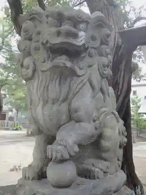 素盞烏尊神社の狛犬