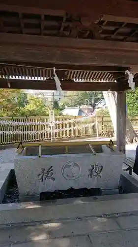 師岡熊野神社の手水舎