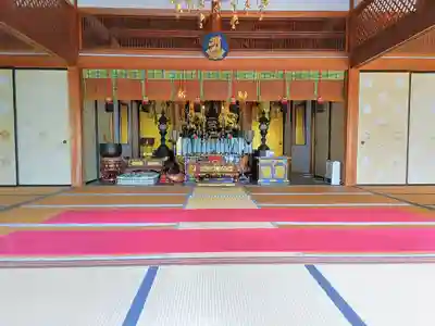 泉増院の本殿・本堂