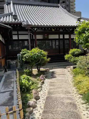 大雲寺の本殿