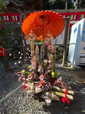 坂本八幡神社の{uncategorized: "未分類", other: "その他", undefined: "問題あり", building: "その他建物", grave: "お墓", sacred_gate: "鳥居", guardian: "狛犬", statue: "像", buddha: "仏像", history: "歴史", nature: "自然", garden: "庭園", animal: "動物", pagoda: "塔", temizu: "手水舎", mountain_gate: "山門・神門", sanctuary: "本殿・本堂", subordinate: "末社・摂社", art: "芸術", scenery: "景色", jizo: "地蔵", ema: "絵馬", goshuin: "御朱印", omikuji: "おみくじ", items: "授与品その他", amulet: "お守り", goshuincho: "御朱印帳", eats: "食事", festival: "お祭り", votive_dance: "神楽", shichigosan: "七五三参", wedding: "結婚式", experience: "体験その他", initially: "初詣", around: "周辺", anti_infection: "感染症対策"}