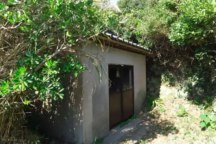 洲崎灯台帝釈天(千葉県)