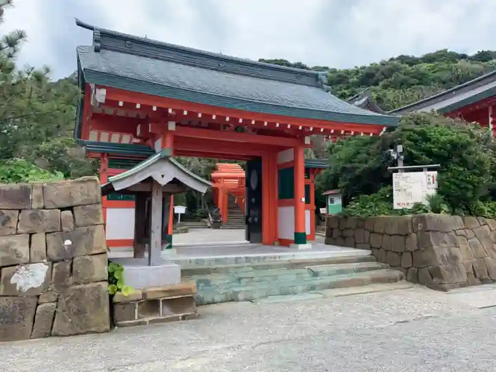 鵜戸神宮の山門・神門