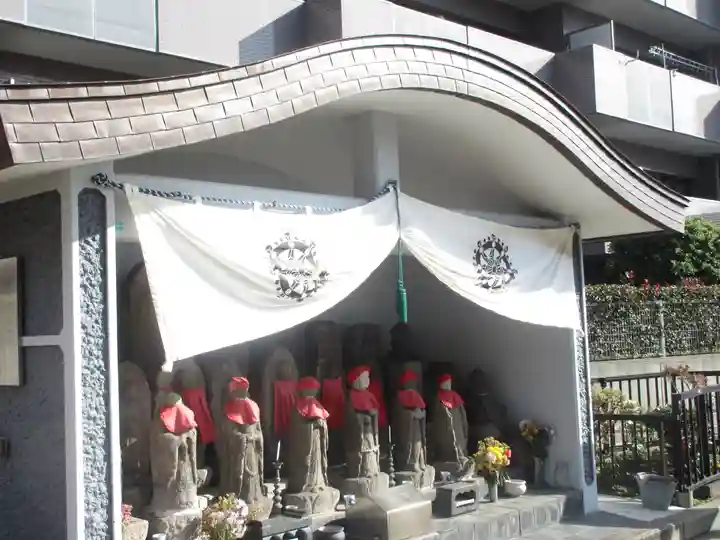 傍示堂石塔群の地蔵