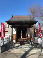 西新井不動堂の本殿・本堂