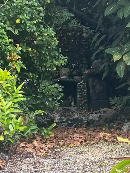 喜宝院の{uncategorized: "未分類", other: "その他", undefined: "問題あり", building: "その他建物", grave: "お墓", sacred_gate: "鳥居", guardian: "狛犬", statue: "像", buddha: "仏像", history: "歴史", nature: "自然", garden: "庭園", animal: "動物", pagoda: "塔", temizu: "手水舎", mountain_gate: "山門・神門", sanctuary: "本殿・本堂", subordinate: "末社・摂社", art: "芸術", scenery: "景色", jizo: "地蔵", ema: "絵馬", goshuin: "御朱印", omikuji: "おみくじ", items: "授与品その他", amulet: "お守り", goshuincho: "御朱印帳", eats: "食事", festival: "お祭り", votive_dance: "神楽", shichigosan: "七五三参", wedding: "結婚式", experience: "体験その他", initially: "初詣", around: "周辺", anti_infection: "感染症対策"}