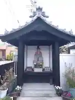 祠(地蔵)の地蔵