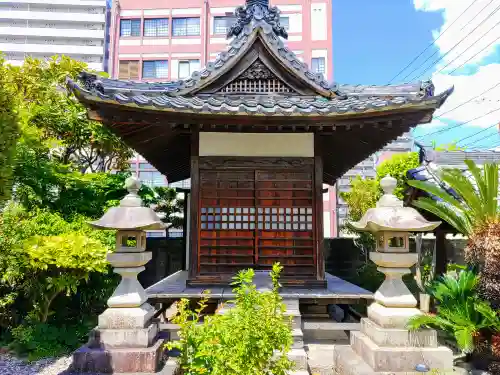 光明院の末社・摂社