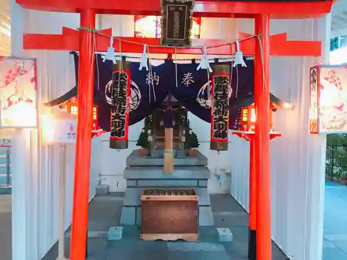 歌舞伎稲荷神社の本殿・本堂