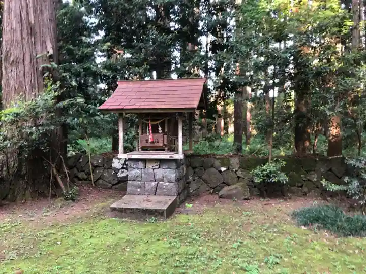 戸神社の末社・摂社