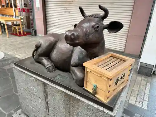 華下天滿神社の像