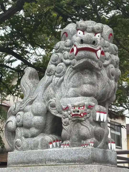 豊平神社の{uncategorized: "未分類", other: "その他", undefined: "問題あり", building: "その他建物", grave: "お墓", sacred_gate: "鳥居", guardian: "狛犬", statue: "像", buddha: "仏像", history: "歴史", nature: "自然", garden: "庭園", animal: "動物", pagoda: "塔", temizu: "手水舎", mountain_gate: "山門・神門", sanctuary: "本殿・本堂", subordinate: "末社・摂社", art: "芸術", scenery: "景色", jizo: "地蔵", ema: "絵馬", goshuin: "御朱印", omikuji: "おみくじ", items: "授与品その他", amulet: "お守り", goshuincho: "御朱印帳", eats: "食事", festival: "お祭り", votive_dance: "神楽", shichigosan: "七五三参", wedding: "結婚式", experience: "体験その他", initially: "初詣", around: "周辺", anti_infection: "感染症対策"}
