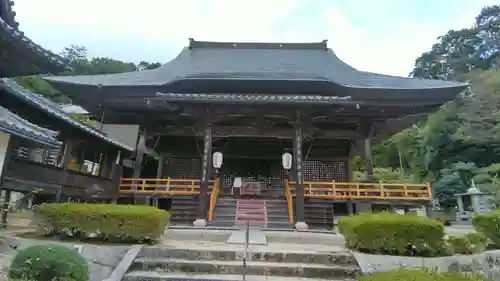 日應寺の本殿・本堂