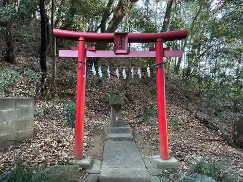 伊波比神社の末社