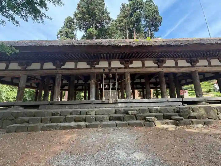 新宮熊野神社の{uncategorized: "未分類", other: "その他", undefined: "問題あり", building: "その他建物", grave: "お墓", sacred_gate: "鳥居", guardian: "狛犬", statue: "像", buddha: "仏像", history: "歴史", nature: "自然", garden: "庭園", animal: "動物", pagoda: "塔", temizu: "手水舎", mountain_gate: "山門・神門", sanctuary: "本殿・本堂", subordinate: "末社・摂社", art: "芸術", scenery: "景色", jizo: "地蔵", ema: "絵馬", goshuin: "御朱印", omikuji: "おみくじ", items: "授与品その他", amulet: "お守り", goshuincho: "御朱印帳", eats: "食事", festival: "お祭り", votive_dance: "神楽", shichigosan: "七五三参", wedding: "結婚式", experience: "体験その他", initially: "初詣", around: "周辺", anti_infection: "感染症対策"}