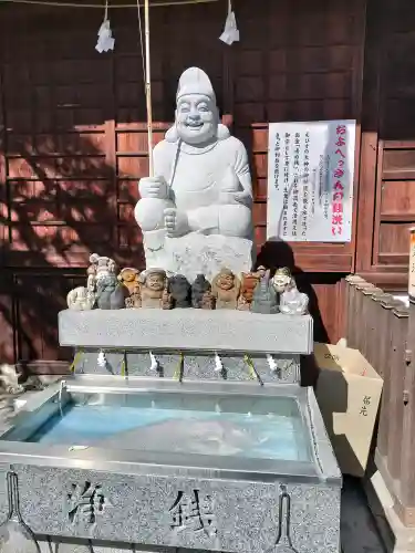 西宮神社の{uncategorized: "未分類", other: "その他", undefined: "問題あり", building: "その他建物", grave: "お墓", sacred_gate: "鳥居", guardian: "狛犬", statue: "像", buddha: "仏像", history: "歴史", nature: "自然", garden: "庭園", animal: "動物", pagoda: "塔", temizu: "手水舎", mountain_gate: "山門・神門", sanctuary: "本殿・本堂", subordinate: "末社・摂社", art: "芸術", scenery: "景色", jizo: "地蔵", ema: "絵馬", goshuin: "御朱印", omikuji: "おみくじ", items: "授与品その他", amulet: "お守り", goshuincho: "御朱印帳", eats: "食事", festival: "お祭り", votive_dance: "神楽", shichigosan: "七五三参", wedding: "結婚式", experience: "体験その他", initially: "初詣", around: "周辺", anti_infection: "感染症対策"}