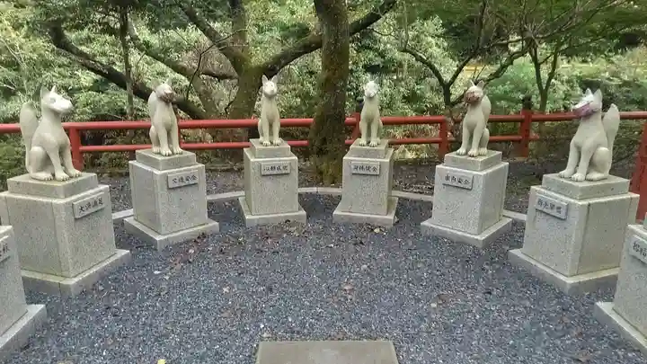 長門湯本豊川稲荷の狛犬