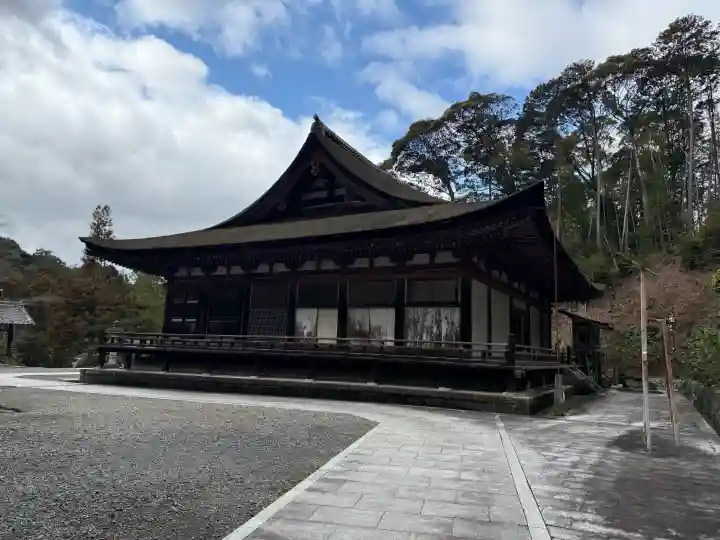 長弓寺の{uncategorized: "未分類", other: "その他", undefined: "問題あり", building: "その他建物", grave: "お墓", sacred_gate: "鳥居", guardian: "狛犬", statue: "像", buddha: "仏像", history: "歴史", nature: "自然", garden: "庭園", animal: "動物", pagoda: "塔", temizu: "手水舎", mountain_gate: "山門・神門", sanctuary: "本殿・本堂", subordinate: "末社・摂社", art: "芸術", scenery: "景色", jizo: "地蔵", ema: "絵馬", goshuin: "御朱印", omikuji: "おみくじ", items: "授与品その他", amulet: "お守り", goshuincho: "御朱印帳", eats: "食事", festival: "お祭り", votive_dance: "神楽", shichigosan: "七五三参", wedding: "結婚式", experience: "体験その他", initially: "初詣", around: "周辺", anti_infection: "感染症対策"}