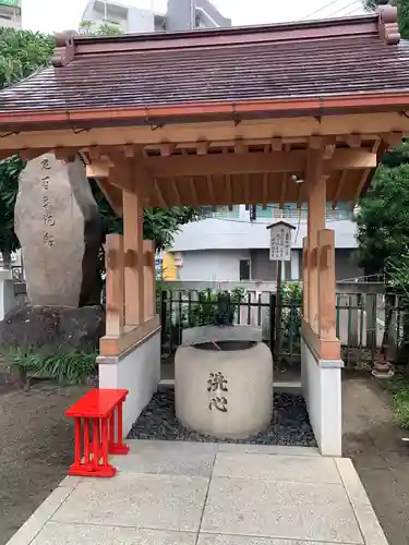 鶴見神社の手水舎