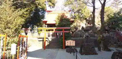 産泰神社の末社・摂社