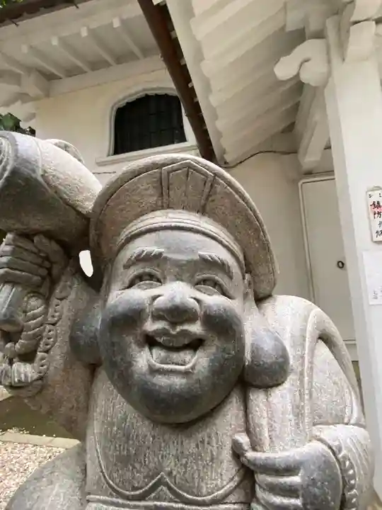 豊川閣 妙厳寺の像