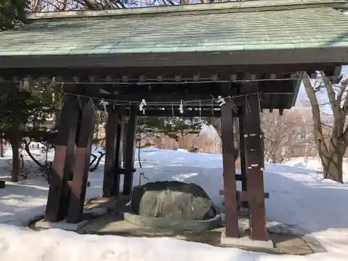 月寒神社の手水舎