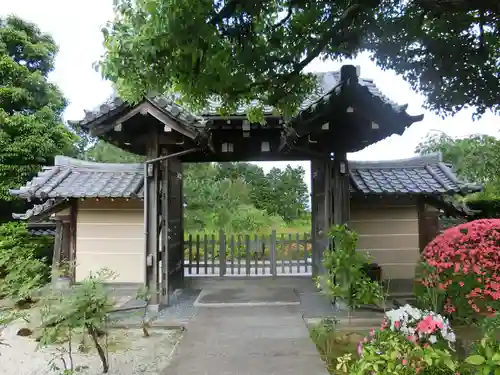 正法寺の山門