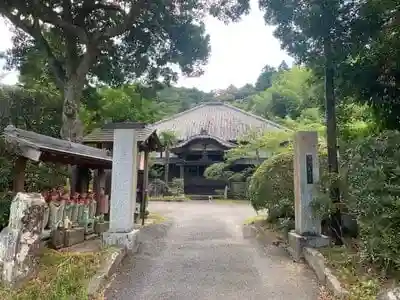 大林寺の山門