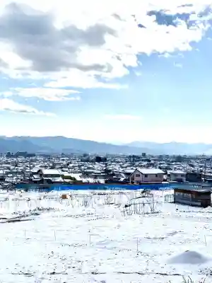 蚊里田八幡宮の{uncategorized: "未分類", other: "その他", undefined: "問題あり", building: "その他建物", grave: "お墓", sacred_gate: "鳥居", guardian: "狛犬", statue: "像", buddha: "仏像", history: "歴史", nature: "自然", garden: "庭園", animal: "動物", pagoda: "塔", temizu: "手水舎", mountain_gate: "山門・神門", sanctuary: "本殿・本堂", subordinate: "末社・摂社", art: "芸術", scenery: "景色", jizo: "地蔵", ema: "絵馬", goshuin: "御朱印", omikuji: "おみくじ", items: "授与品その他", amulet: "お守り", goshuincho: "御朱印帳", eats: "食事", festival: "お祭り", votive_dance: "神楽", shichigosan: "七五三参", wedding: "結婚式", experience: "体験その他", initially: "初詣", around: "周辺", anti_infection: "感染症対策"}