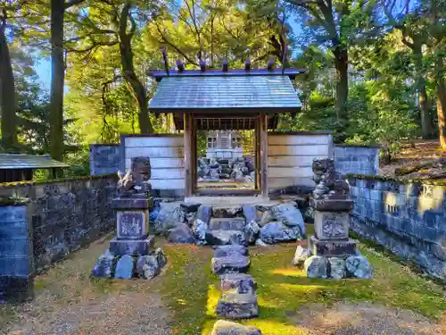 諏訪神社（多度町）の本殿・本堂