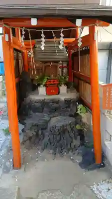 吉原神社の{uncategorized: "未分類", other: "その他", undefined: "問題あり", building: "その他建物", grave: "お墓", sacred_gate: "鳥居", guardian: "狛犬", statue: "像", buddha: "仏像", history: "歴史", nature: "自然", garden: "庭園", animal: "動物", pagoda: "塔", temizu: "手水舎", mountain_gate: "山門・神門", sanctuary: "本殿・本堂", subordinate: "末社・摂社", art: "芸術", scenery: "景色", jizo: "地蔵", ema: "絵馬", goshuin: "御朱印", omikuji: "おみくじ", items: "授与品その他", amulet: "お守り", goshuincho: "御朱印帳", eats: "食事", festival: "お祭り", votive_dance: "神楽", shichigosan: "七五三参", wedding: "結婚式", experience: "体験その他", initially: "初詣", around: "周辺", anti_infection: "感染症対策"}