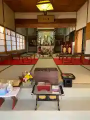 一条山宝蓮寺の本殿