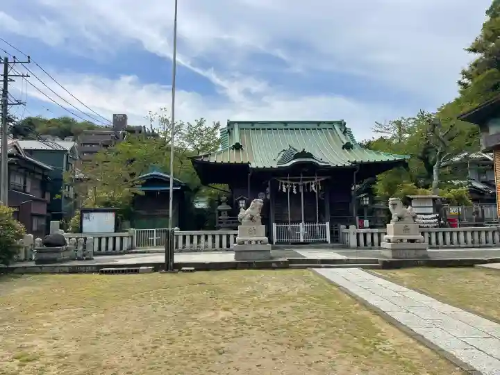 鹿島神社の{uncategorized: "未分類", other: "その他", undefined: "問題あり", building: "その他建物", grave: "お墓", sacred_gate: "鳥居", guardian: "狛犬", statue: "像", buddha: "仏像", history: "歴史", nature: "自然", garden: "庭園", animal: "動物", pagoda: "塔", temizu: "手水舎", mountain_gate: "山門・神門", sanctuary: "本殿・本堂", subordinate: "末社・摂社", art: "芸術", scenery: "景色", jizo: "地蔵", ema: "絵馬", goshuin: "御朱印", omikuji: "おみくじ", items: "授与品その他", amulet: "お守り", goshuincho: "御朱印帳", eats: "食事", festival: "お祭り", votive_dance: "神楽", shichigosan: "七五三参", wedding: "結婚式", experience: "体験その他", initially: "初詣", around: "周辺", anti_infection: "感染症対策"}