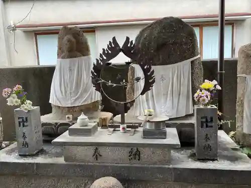 源内塚(薬師堂)(滋賀県)