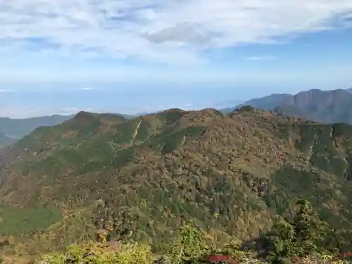 石鎚神社頂上社の景色