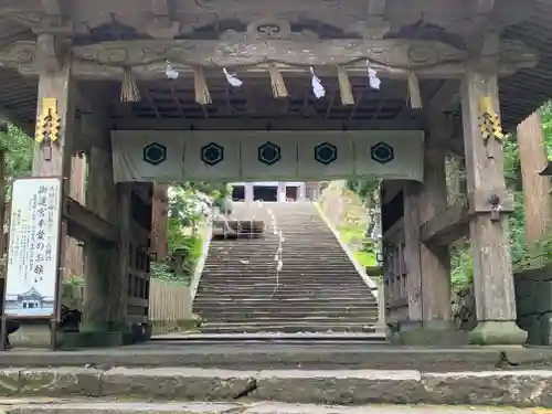 大神山神社奥宮の山門・神門