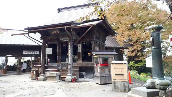 宇賀神堂の本殿・本堂