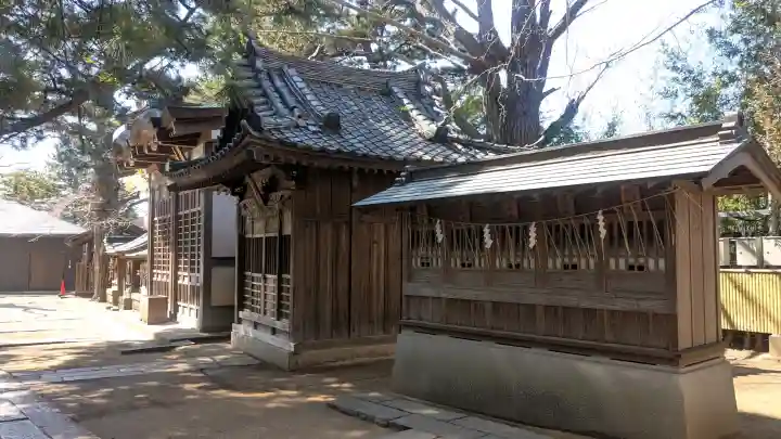意富比神社の{uncategorized: "未分類", other: "その他", undefined: "問題あり", building: "その他建物", grave: "お墓", sacred_gate: "鳥居", guardian: "狛犬", statue: "像", buddha: "仏像", history: "歴史", nature: "自然", garden: "庭園", animal: "動物", pagoda: "塔", temizu: "手水舎", mountain_gate: "山門・神門", sanctuary: "本殿・本堂", subordinate: "末社・摂社", art: "芸術", scenery: "景色", jizo: "地蔵", ema: "絵馬", goshuin: "御朱印", omikuji: "おみくじ", items: "授与品その他", amulet: "お守り", goshuincho: "御朱印帳", eats: "食事", festival: "お祭り", votive_dance: "神楽", shichigosan: "七五三参", wedding: "結婚式", experience: "体験その他", initially: "初詣", around: "周辺", anti_infection: "感染症対策"}