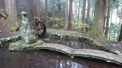 氷室神社の庭園