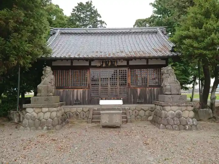 鞆尾神社の本殿・本堂