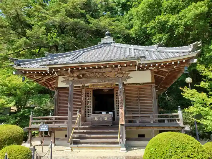 花山院菩提寺の本殿・本堂