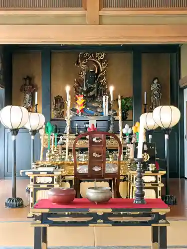 大光寺の{uncategorized: "未分類", other: "その他", undefined: "問題あり", building: "その他建物", grave: "お墓", sacred_gate: "鳥居", guardian: "狛犬", statue: "像", buddha: "仏像", history: "歴史", nature: "自然", garden: "庭園", animal: "動物", pagoda: "塔", temizu: "手水舎", mountain_gate: "山門・神門", sanctuary: "本殿・本堂", subordinate: "末社・摂社", art: "芸術", scenery: "景色", jizo: "地蔵", ema: "絵馬", goshuin: "御朱印", omikuji: "おみくじ", items: "授与品その他", amulet: "お守り", goshuincho: "御朱印帳", eats: "食事", festival: "お祭り", votive_dance: "神楽", shichigosan: "七五三参", wedding: "結婚式", experience: "体験その他", initially: "初詣", around: "周辺", anti_infection: "感染症対策"}