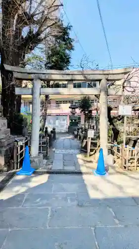 王子稲荷神社の鳥居