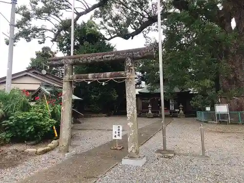 伊勢神明社の鳥居