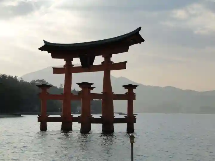 厳島神社(広島県)