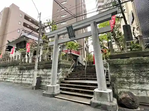 妻戀神社の鳥居